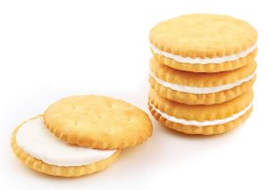 La actividad del agua, aw, es la fuerza que hace que el agua se mueva del relleno a la galleta
